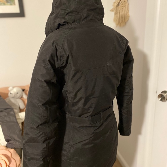 North Face winter jacket - Picture 5 of 9